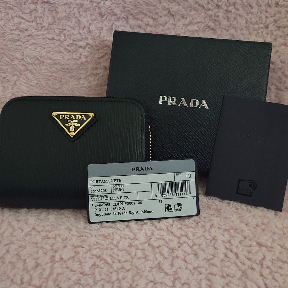 Prada Black Wallet with Gold Accents - Picture 2 of 16